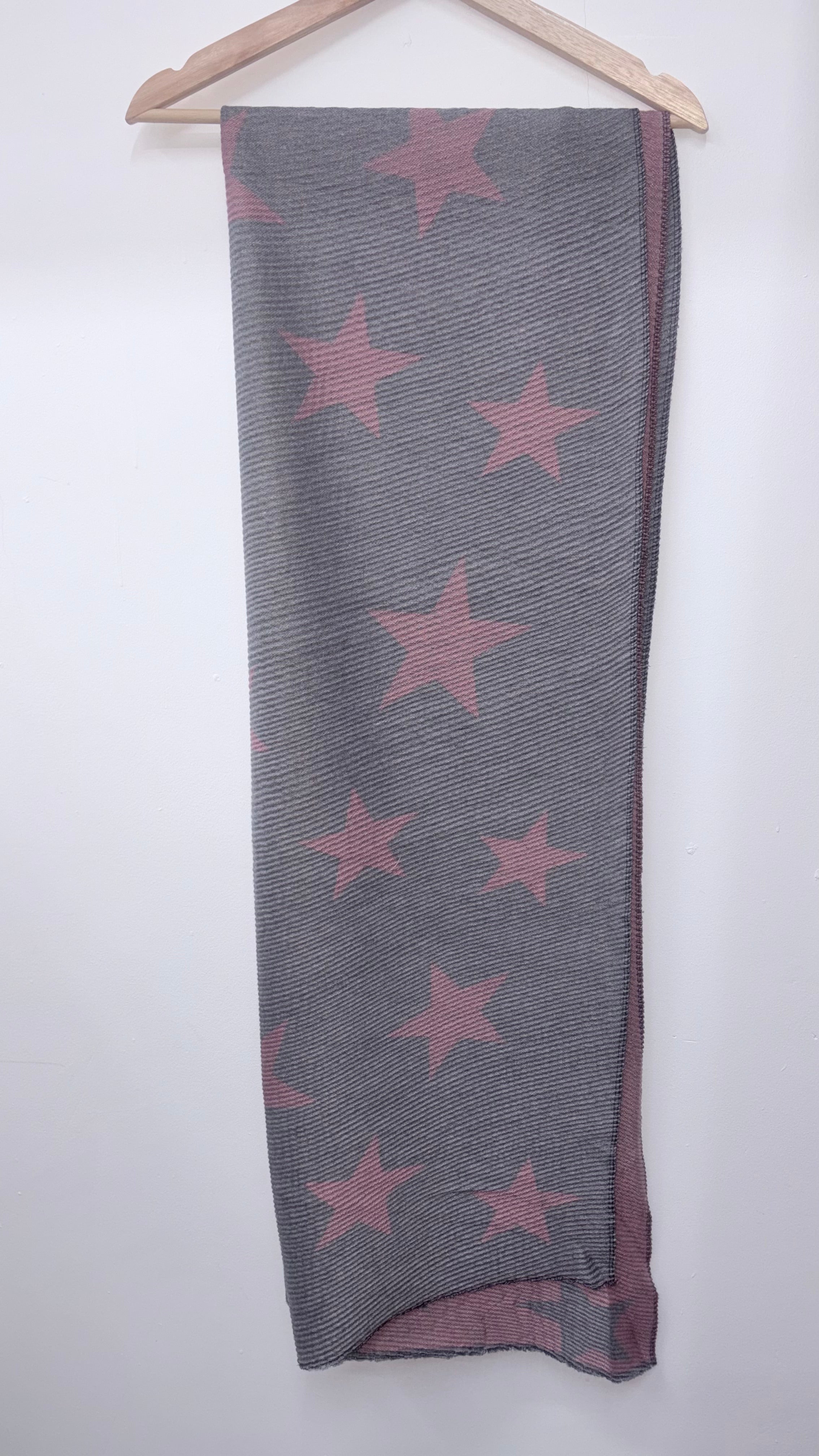 Winter Wool Star Scarf – Pink & Grey